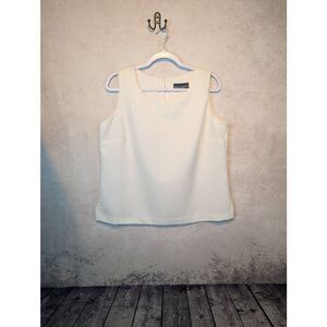 Whereabouts sleeveless white dress top size XL